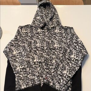 Noah Black and White Patterned Hoodie